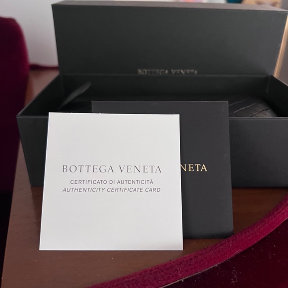 Botegga Venetta Eyewear- cat eye sunglasses - Picture 3 of 4